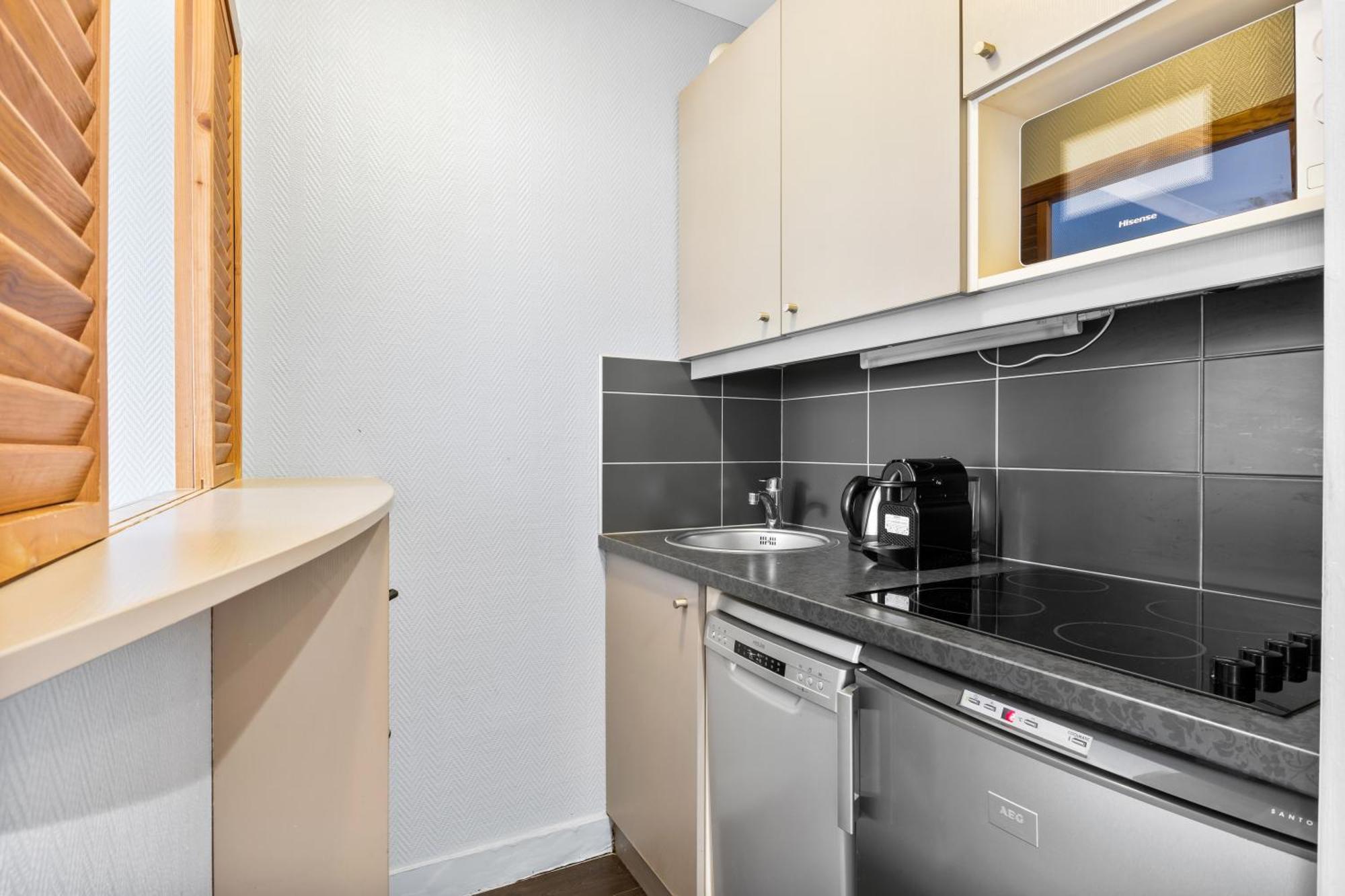Grand Appartement Avec Balcon - Proche Parc Des Expo - Parking Privee Issy-les-Moulineaux Bagian luar foto